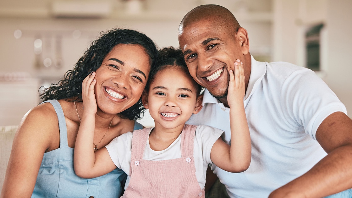 Smiling Family 